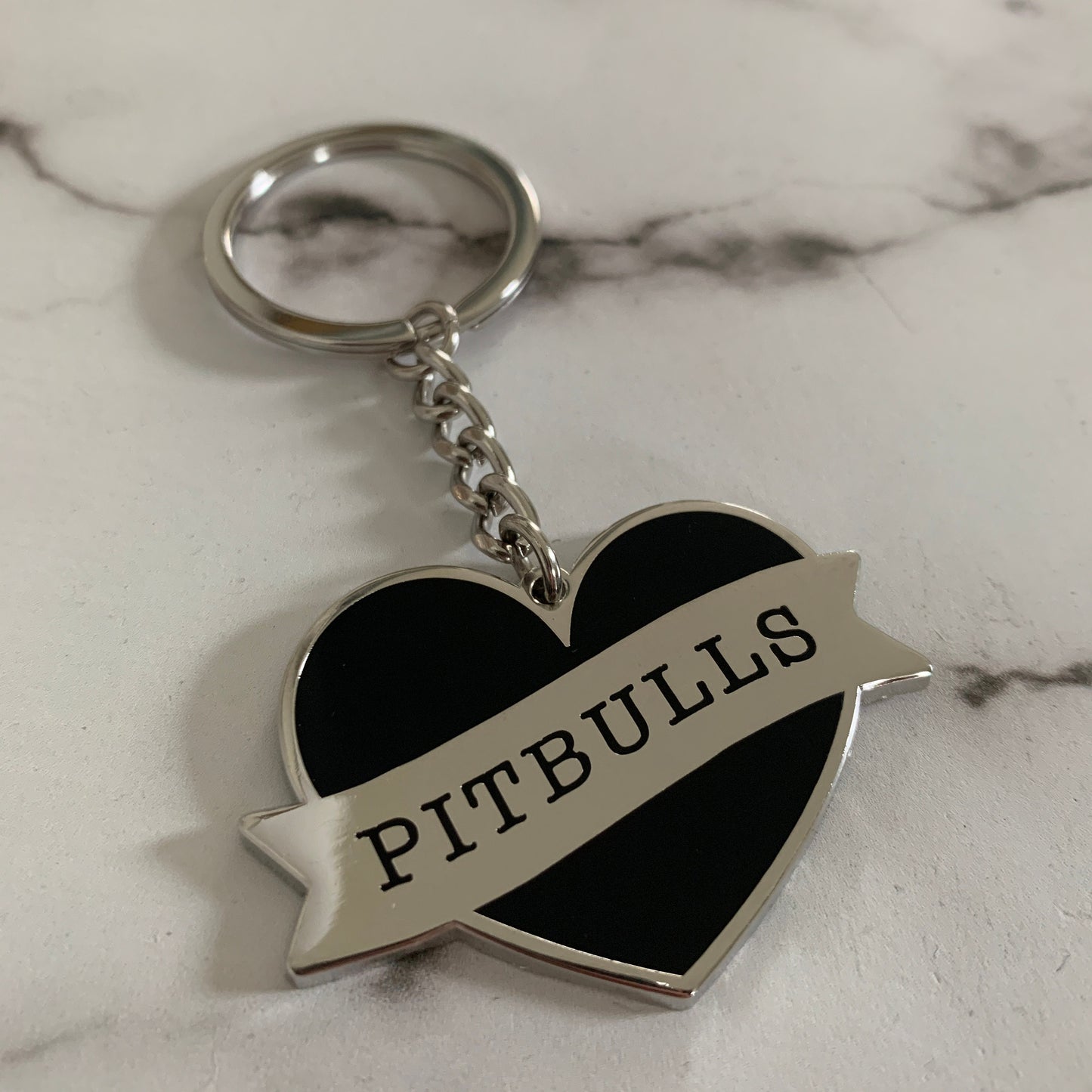I love Pitbulls Keychain